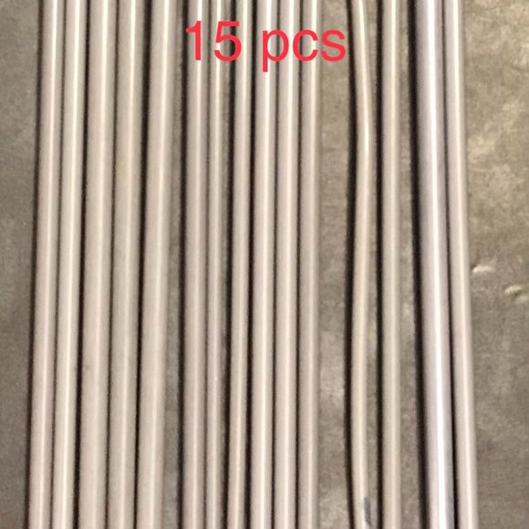 Knitting items (needles, bobbins, gauge, yarn holders) - Picture 4 of 14